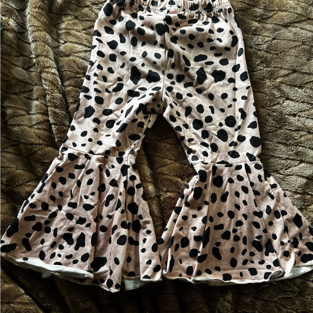 Pink and Black Leggings with Flared Design
